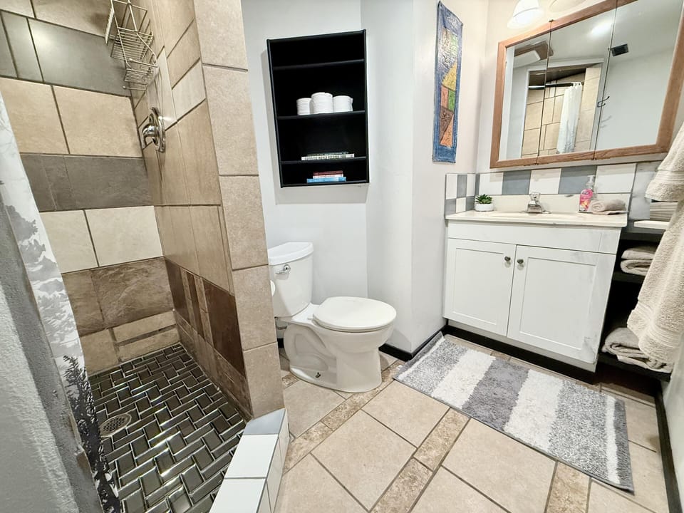Beach Cabin -  Full bathroom with walk-in shower