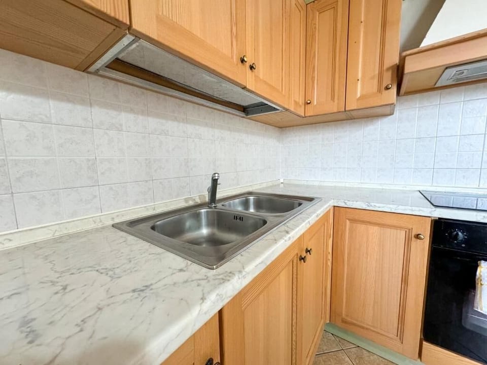 Apartment, Balcony, Garden View | Private kitchen