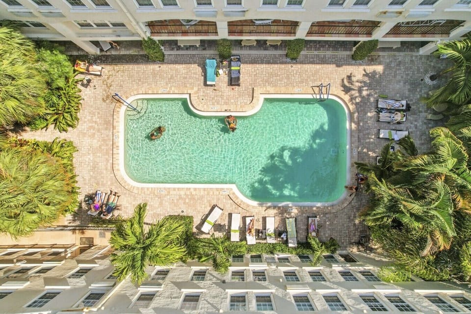 1 - Pool