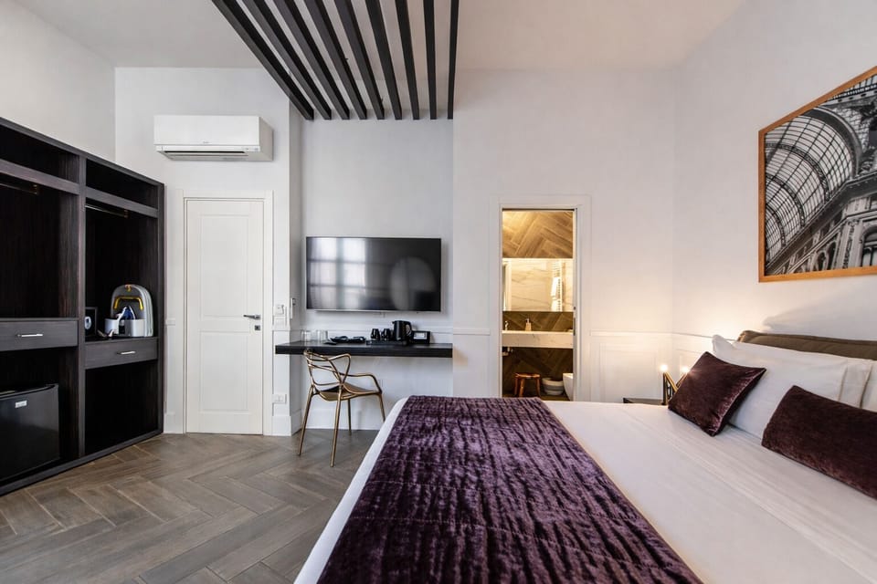 In-room safe, blackout drapes, iron/ironing board, free WiFi