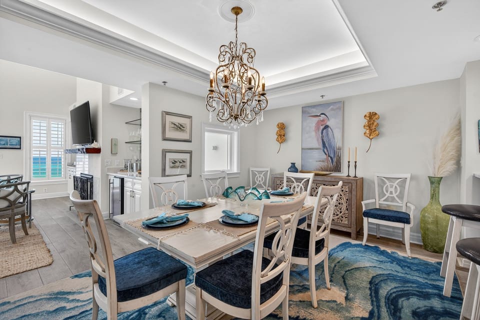 Grandview 401 - Dining Room