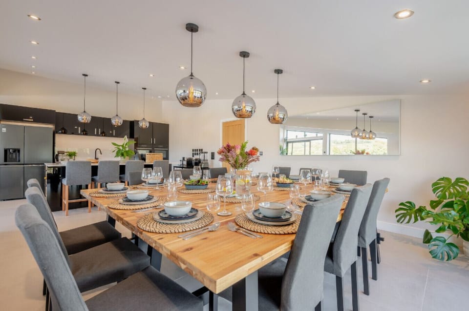 House | 6 bedrooms
