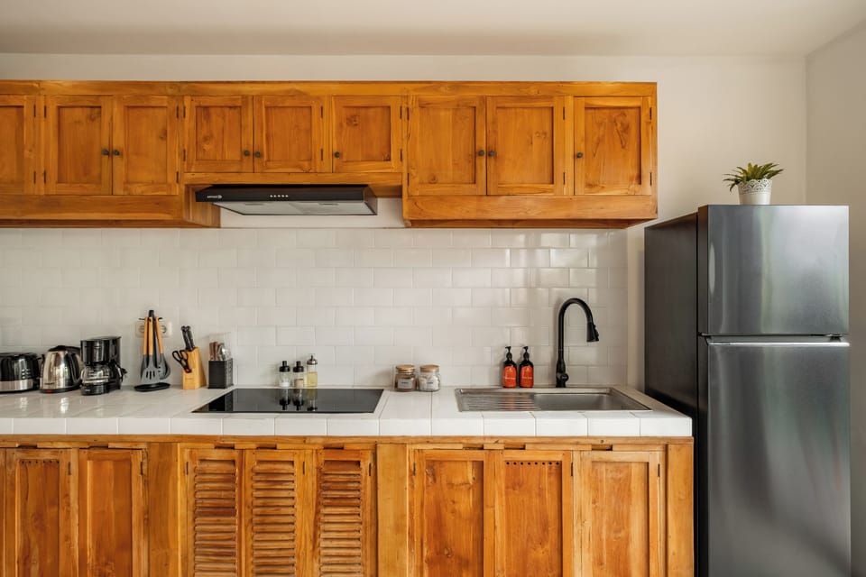 Deluxe Villa, 2 Bedrooms, Private Bathroom | Private kitchenette | Coffee/tea maker, electric kettle, toaster, rice cooker