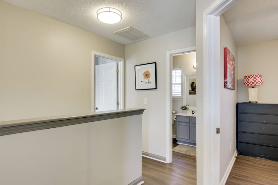 2nd-Floor Landing