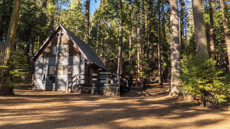 Plenty of parking for your vehicles, atv trailers, rv if your traveling.  