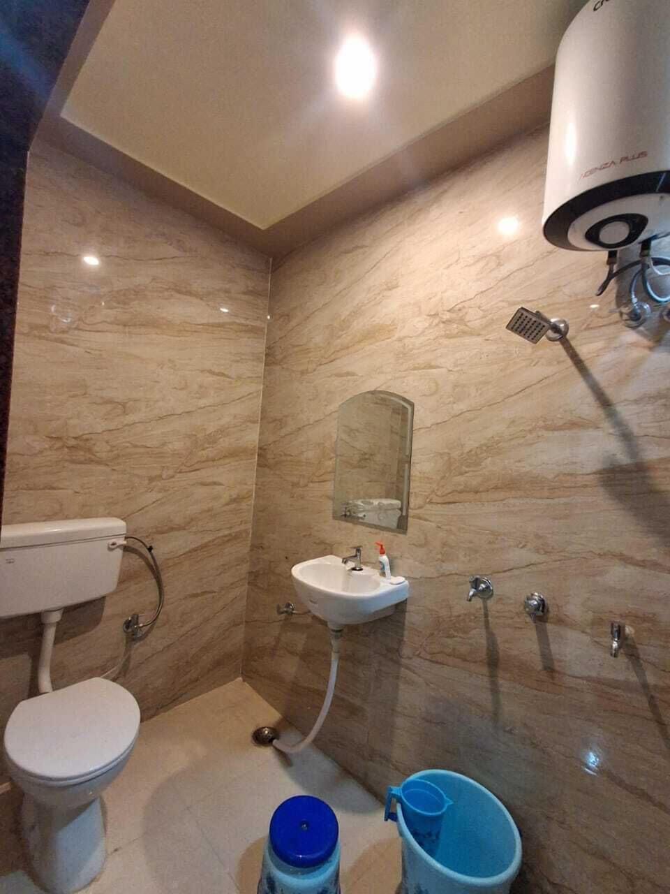 Deluxe Shared Dormitory | Free WiFi