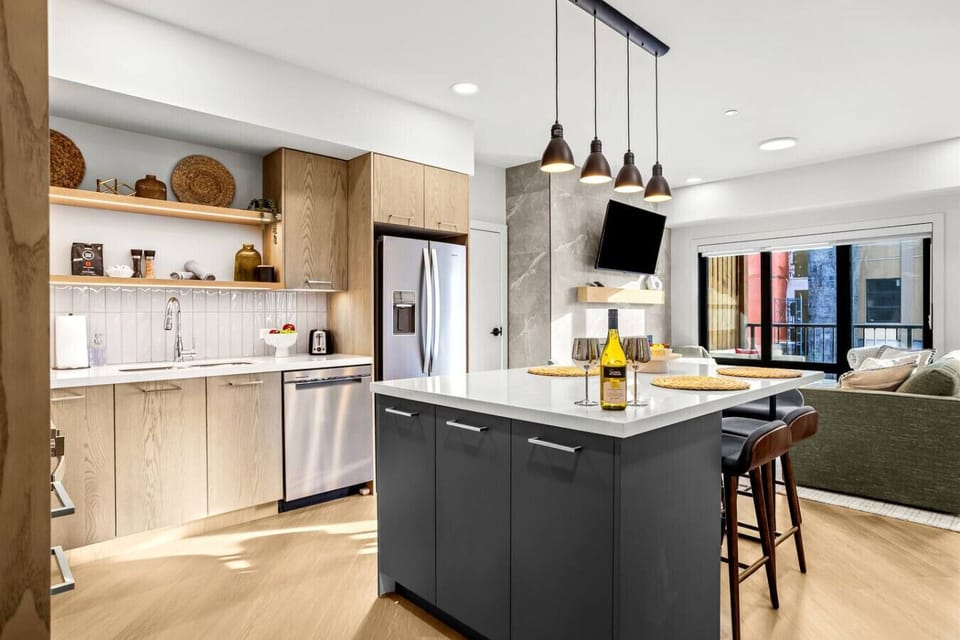Fully equipped kitchen to cook your favorite meals.