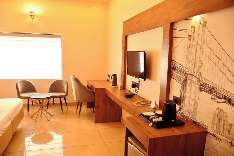 Deluxe Single Room, Garden View | Laptop workspace, free WiFi