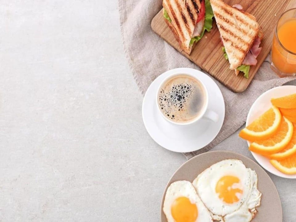 Daily local cuisine breakfast for a fee