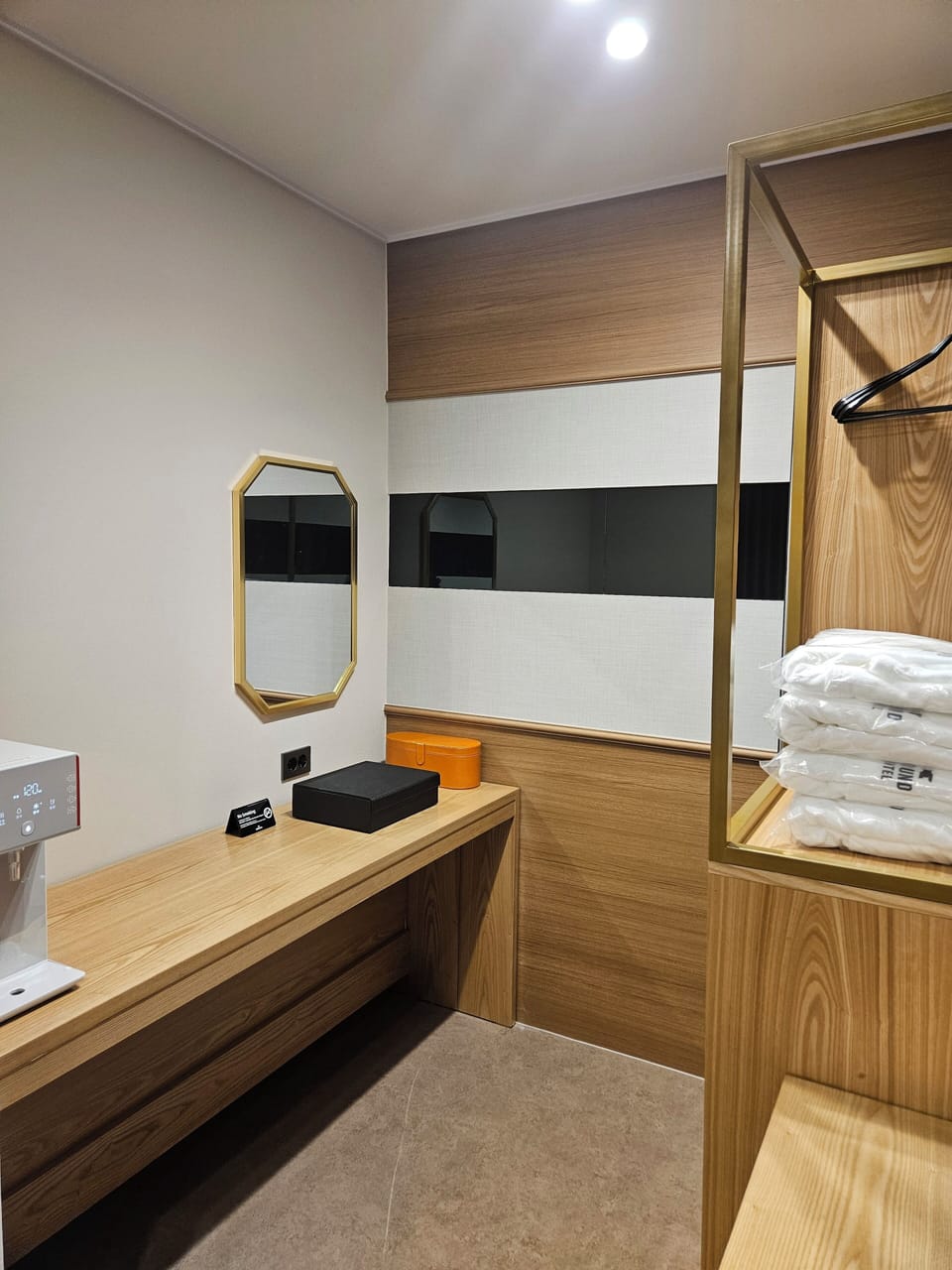 Family Twin Room, City View | Interior