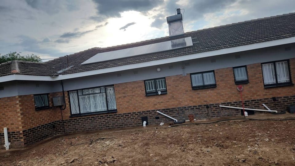 House, 5 Bedrooms | Exterior