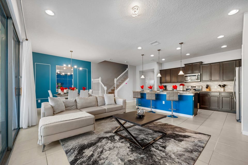 House | 5 bedrooms, high-speed internet