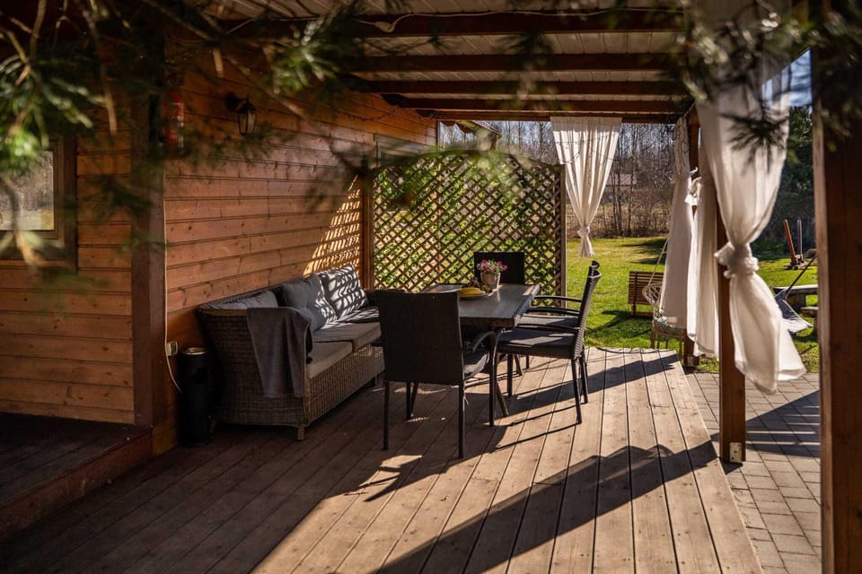 House | Balcony
