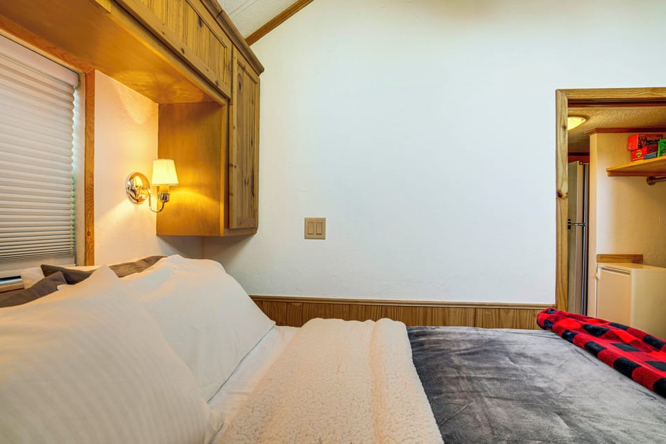 House (1 Bedroom) | Interior