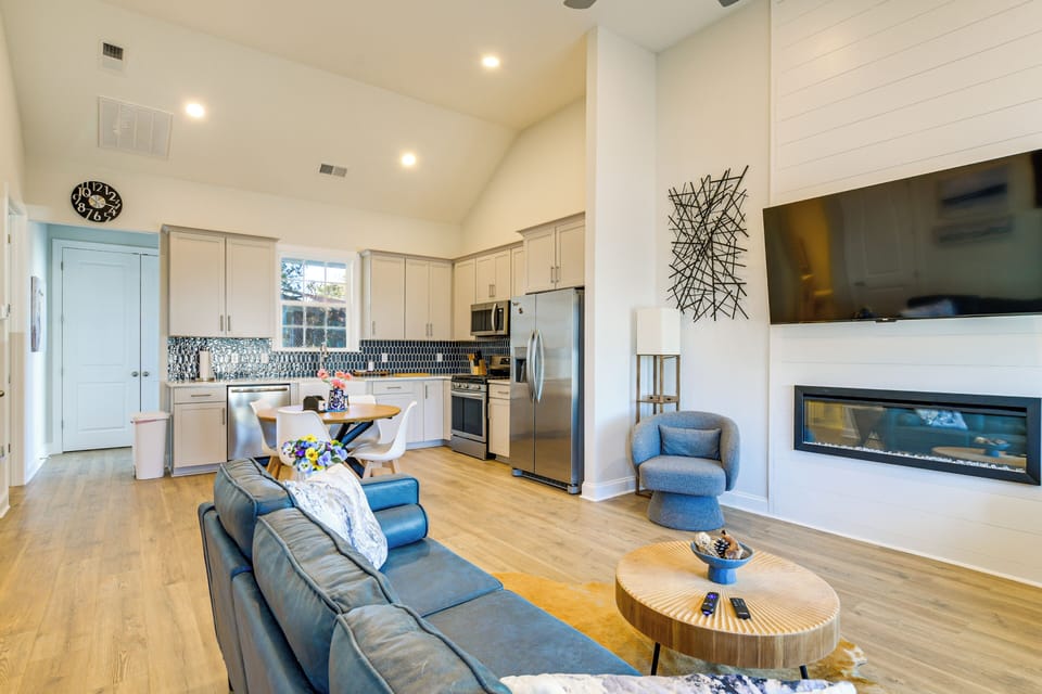 House (2 Bedrooms) | Interior