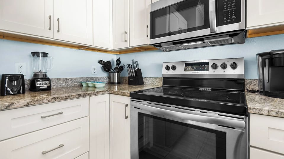 Tidewater 1313 - Kitchen area