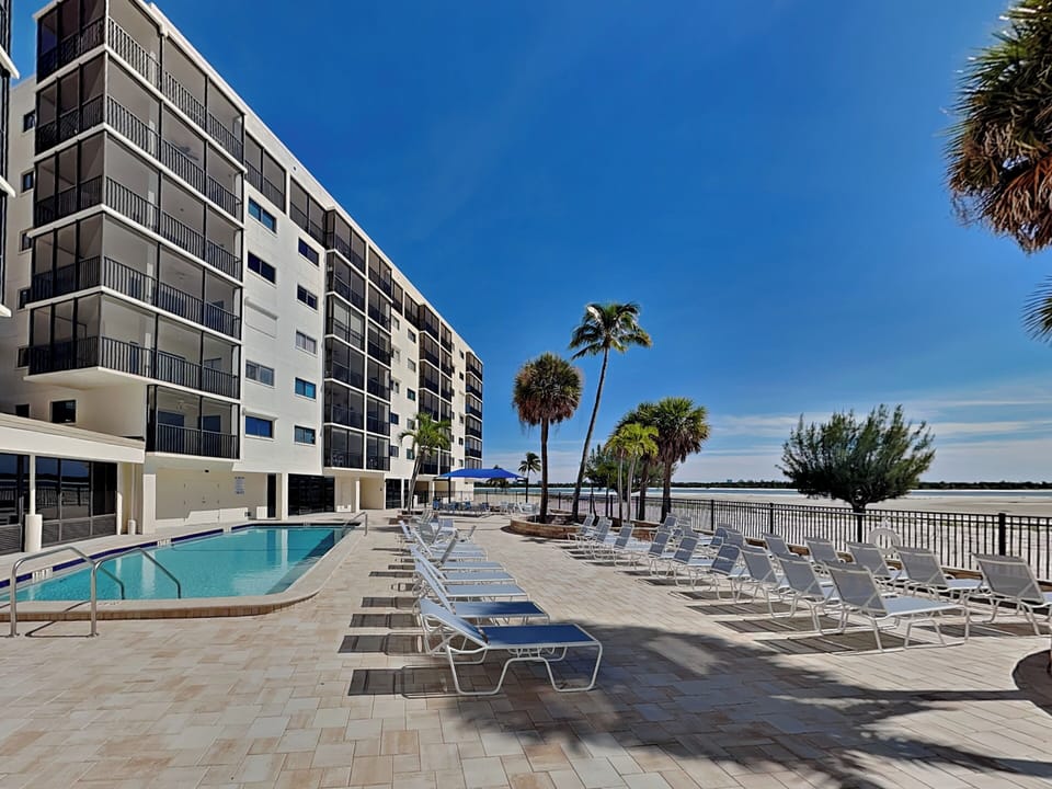 Carlos Point Community Beachfront Pool