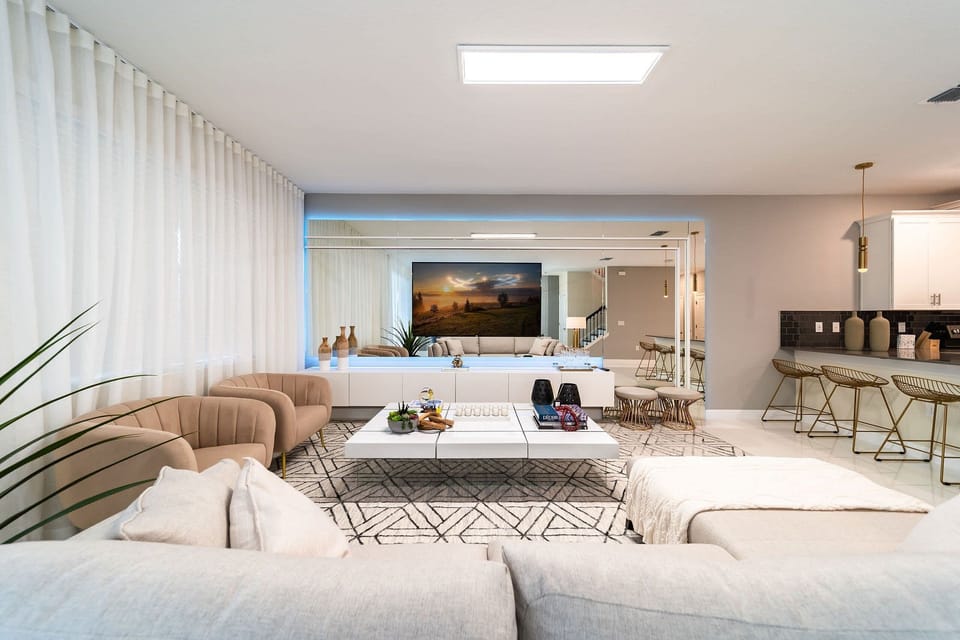 Communal lounge / TV room,Living Room