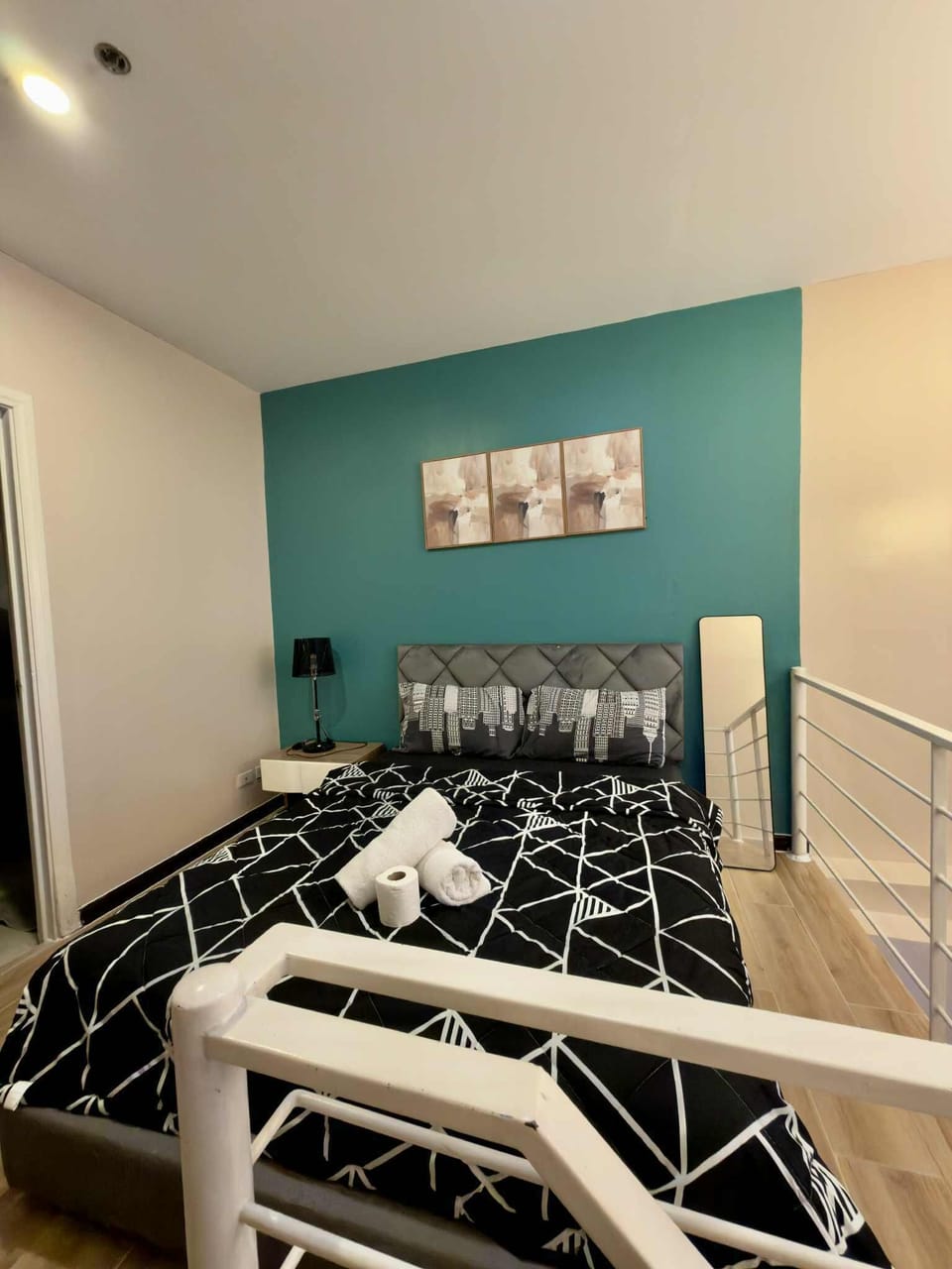 City Apartment, Balcony, City View | Desk, laptop workspace, free WiFi