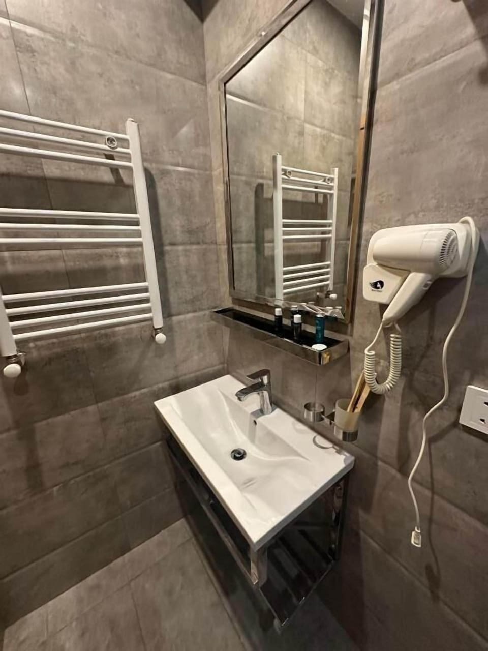 Double Room, Balcony, City View | Bathroom | Shower, free toiletries, hair dryer, bathrobes