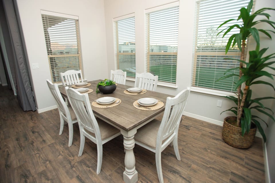 Dining table with seating for six 