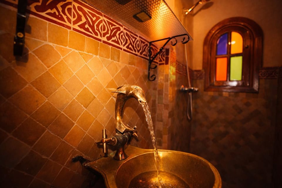 Standard Double Room | Bathroom