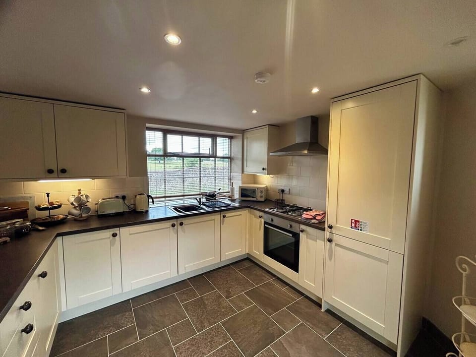 Kitchen Electric Oven Gas Hob