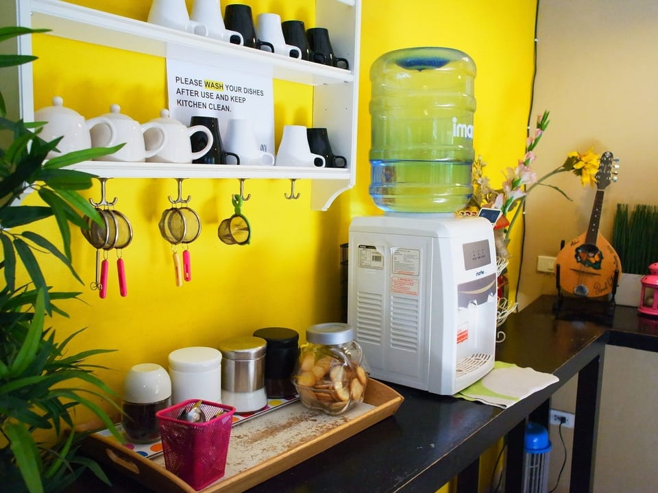 Snack bar