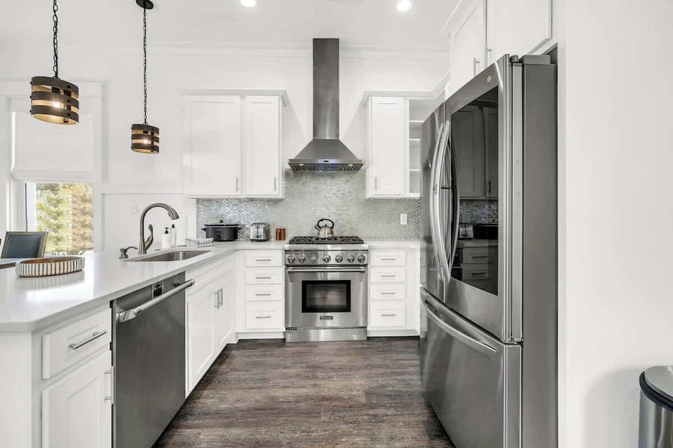 Fully equipped kitchen for all your cooking needs