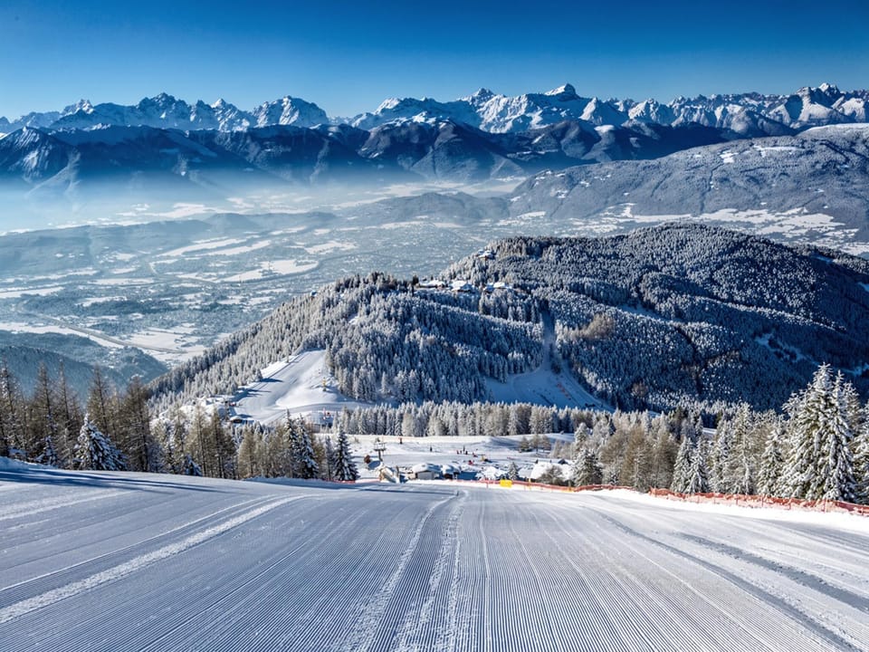 Region [winter] (>5 km)