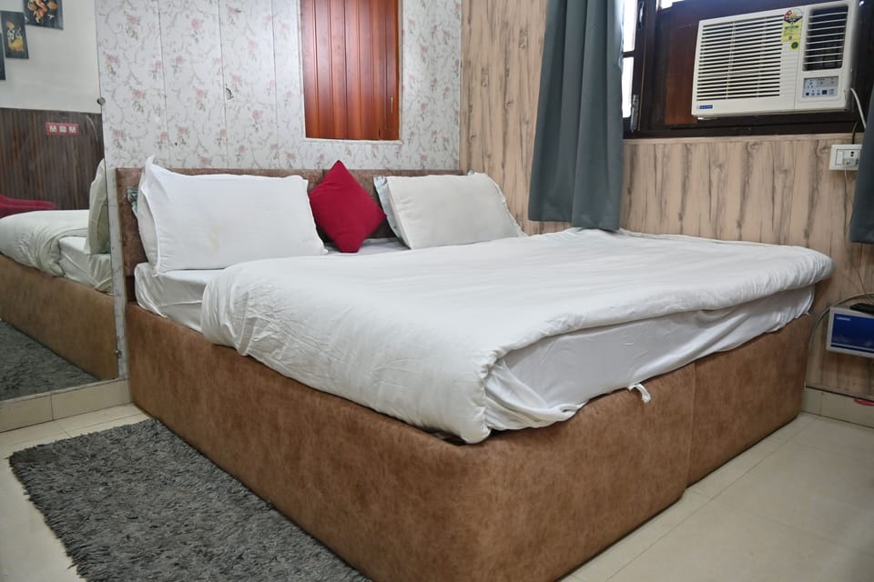 Comfort Double or Twin Room, Hill View | Free WiFi