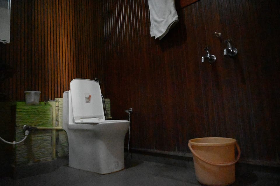 Comfort Double or Twin Room, Hill View | Bathroom | Slippers, towels