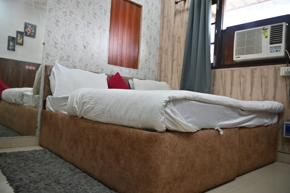 Comfort Double or Twin Room, Hill View | Free WiFi