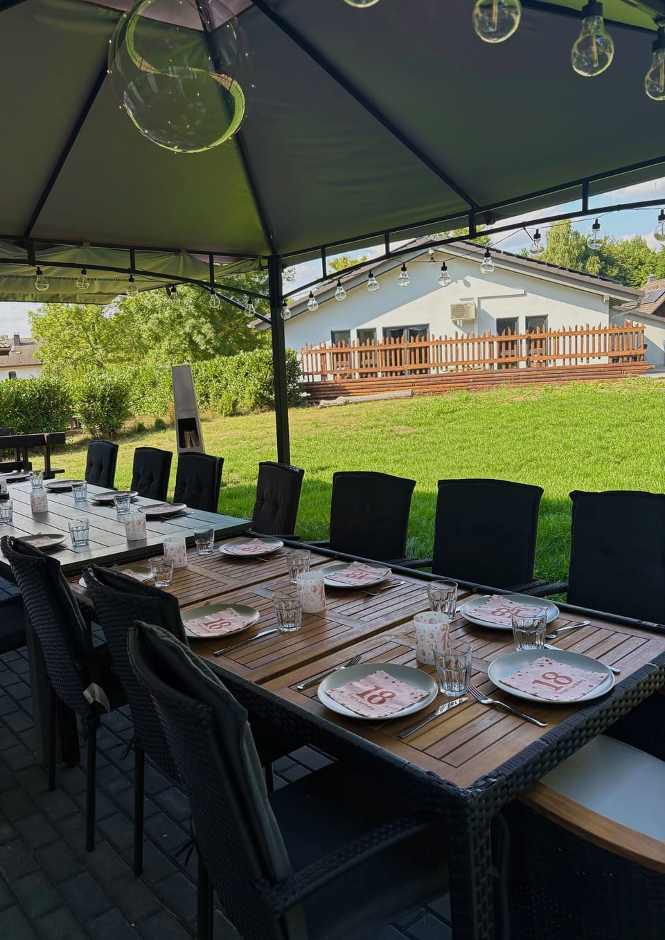Outdoor dining
