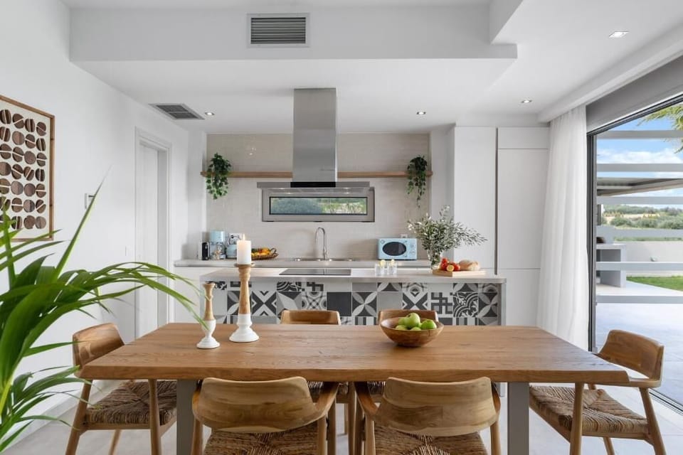 Luxury Villa, Sea View | Private kitchen | Full-size fridge, microwave, oven, stovetop