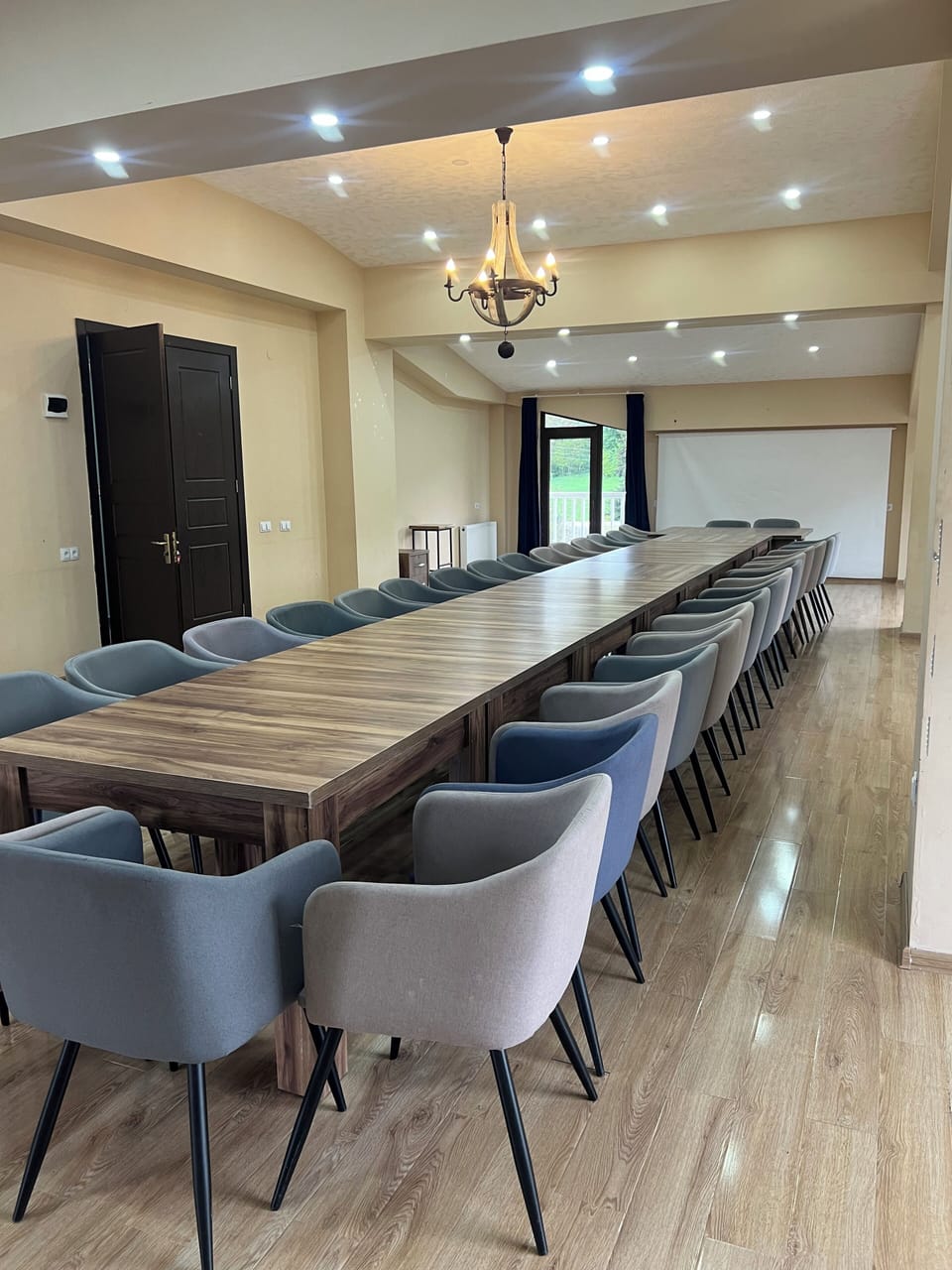 Meeting facility