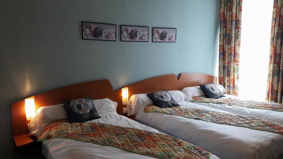 Comfort Twin Room | Free WiFi, wheelchair access
