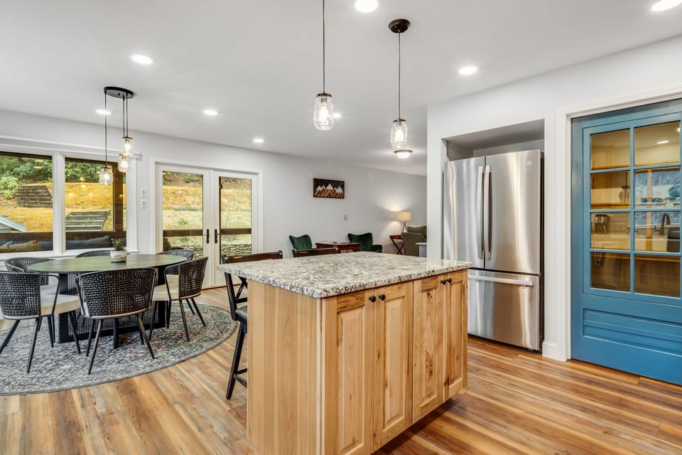 Cook all your favorite meals from our fully stocked kitchen.