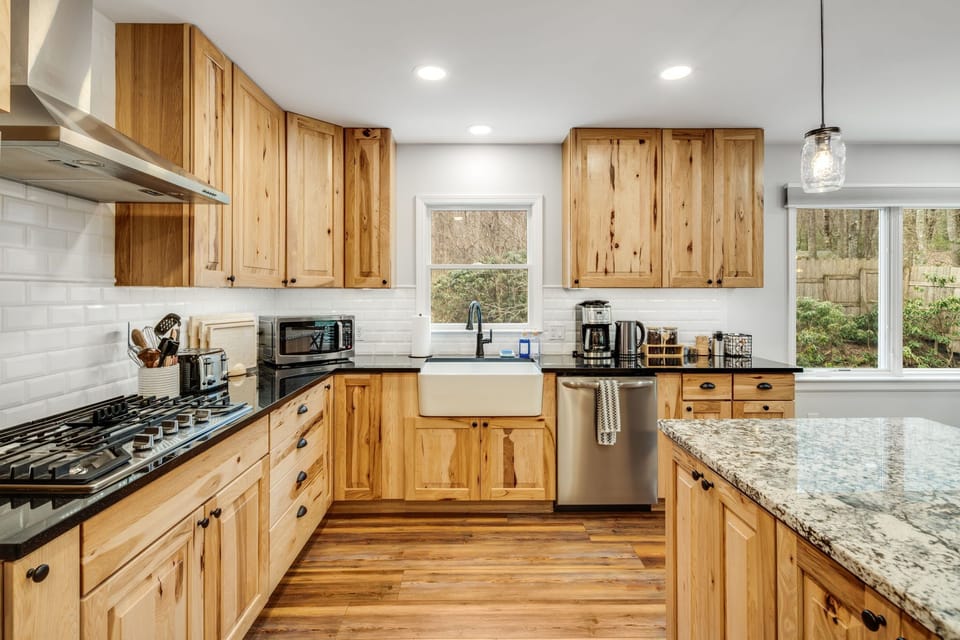 Cook all your favorite meals from our fully stocked kitchen.