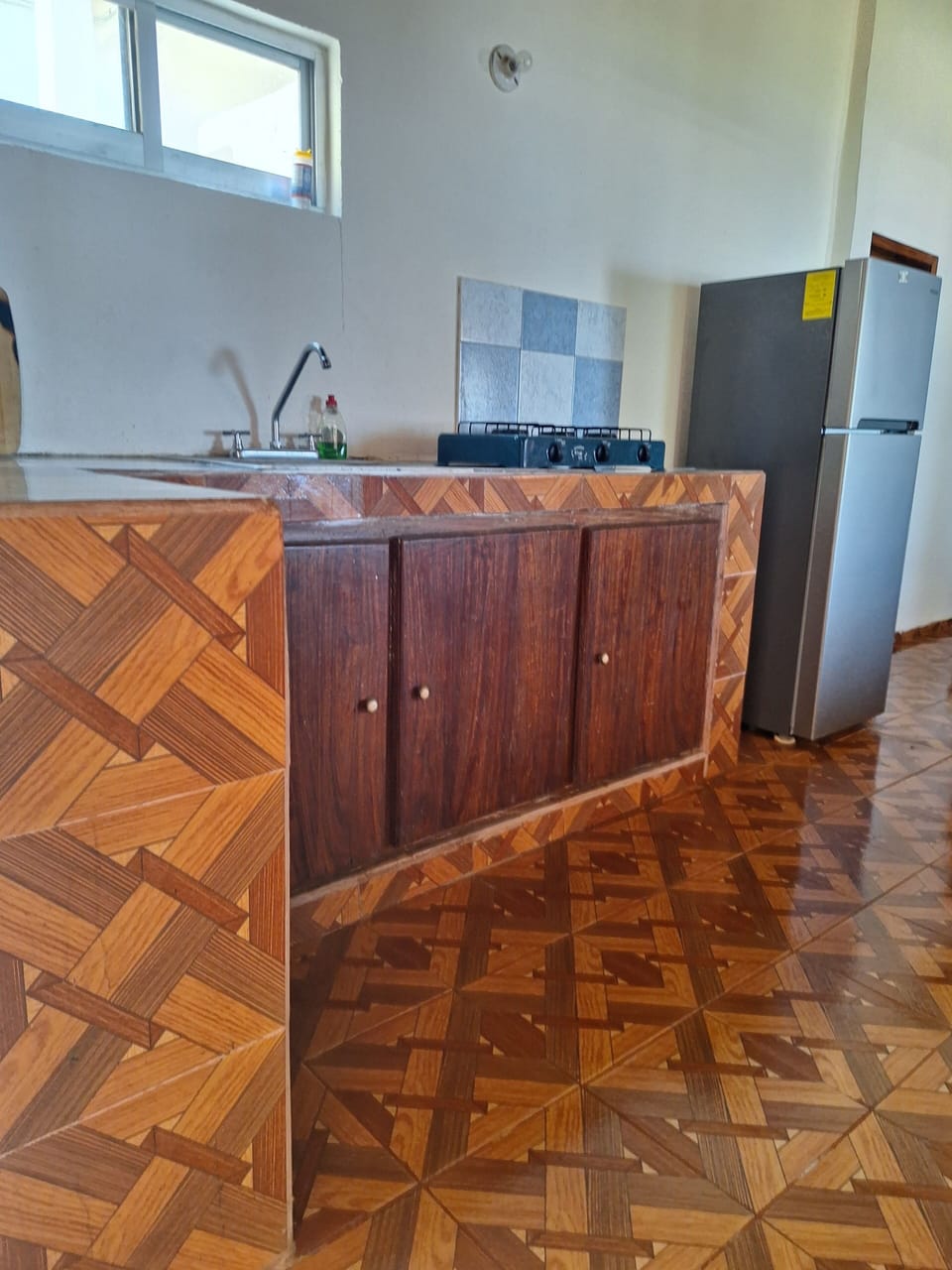 Basic Room, Balcony, Beach View | Private kitchen | Fridge, cookware/dishes/utensils
