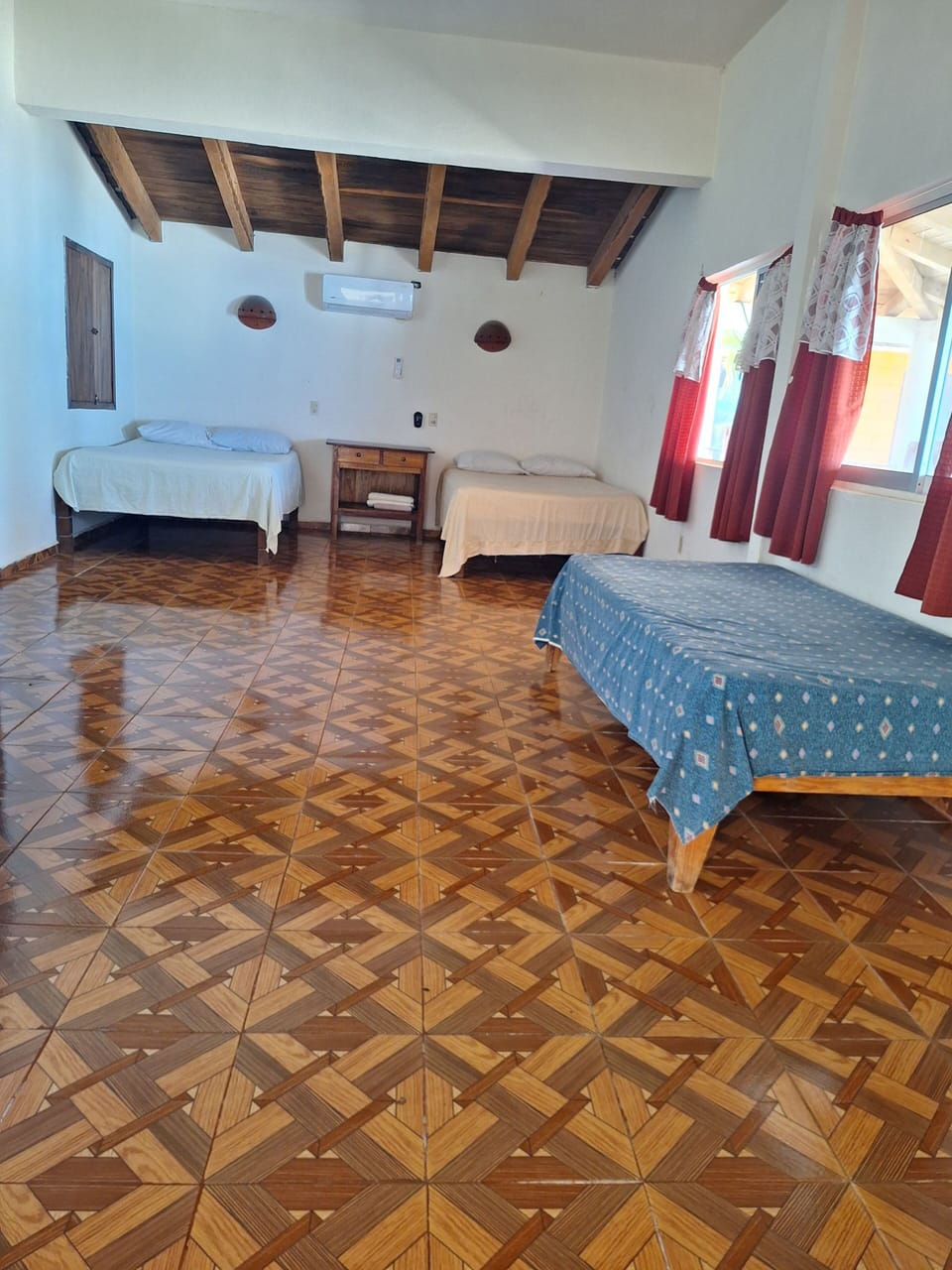 Basic Room, Balcony, Beach View | Free WiFi