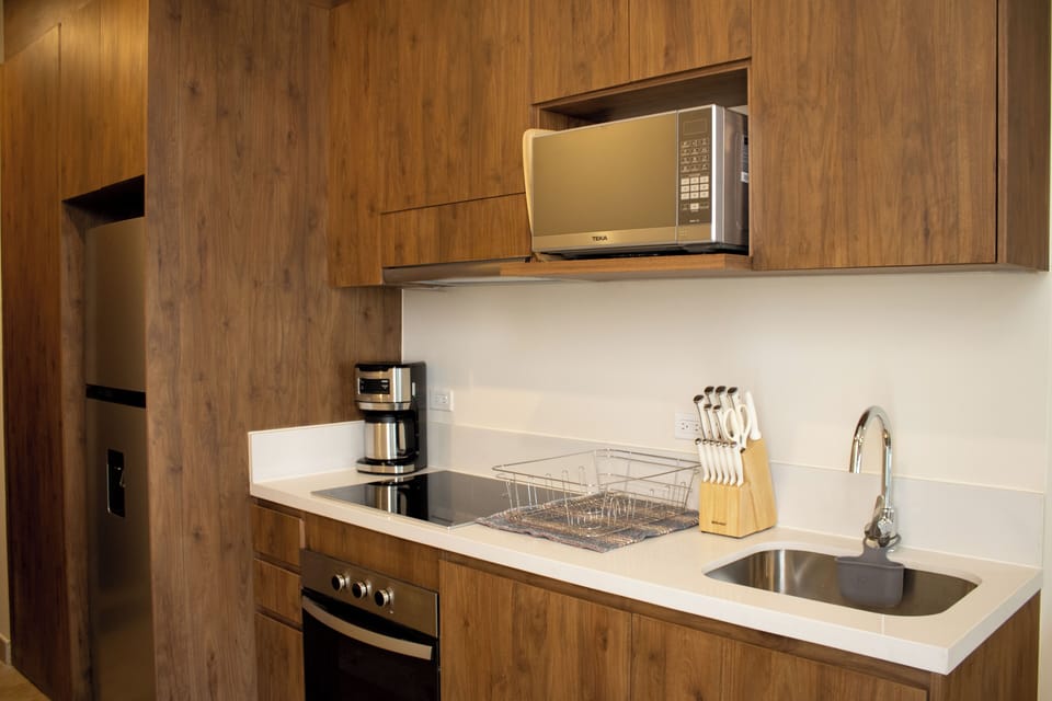 Comfort Apartment, Balcony | Private kitchen