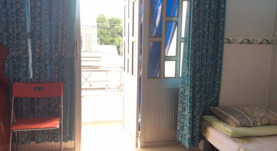 Double Room | Minibar, desk, rollaway beds, free WiFi
