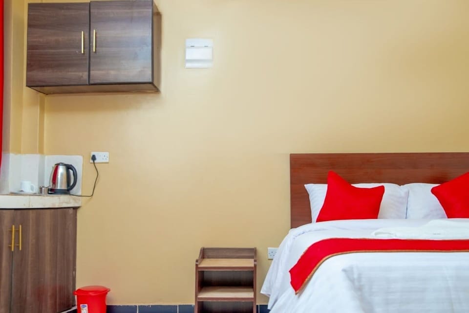 Deluxe Double Room | Individually decorated, individually furnished, free WiFi, bed sheets