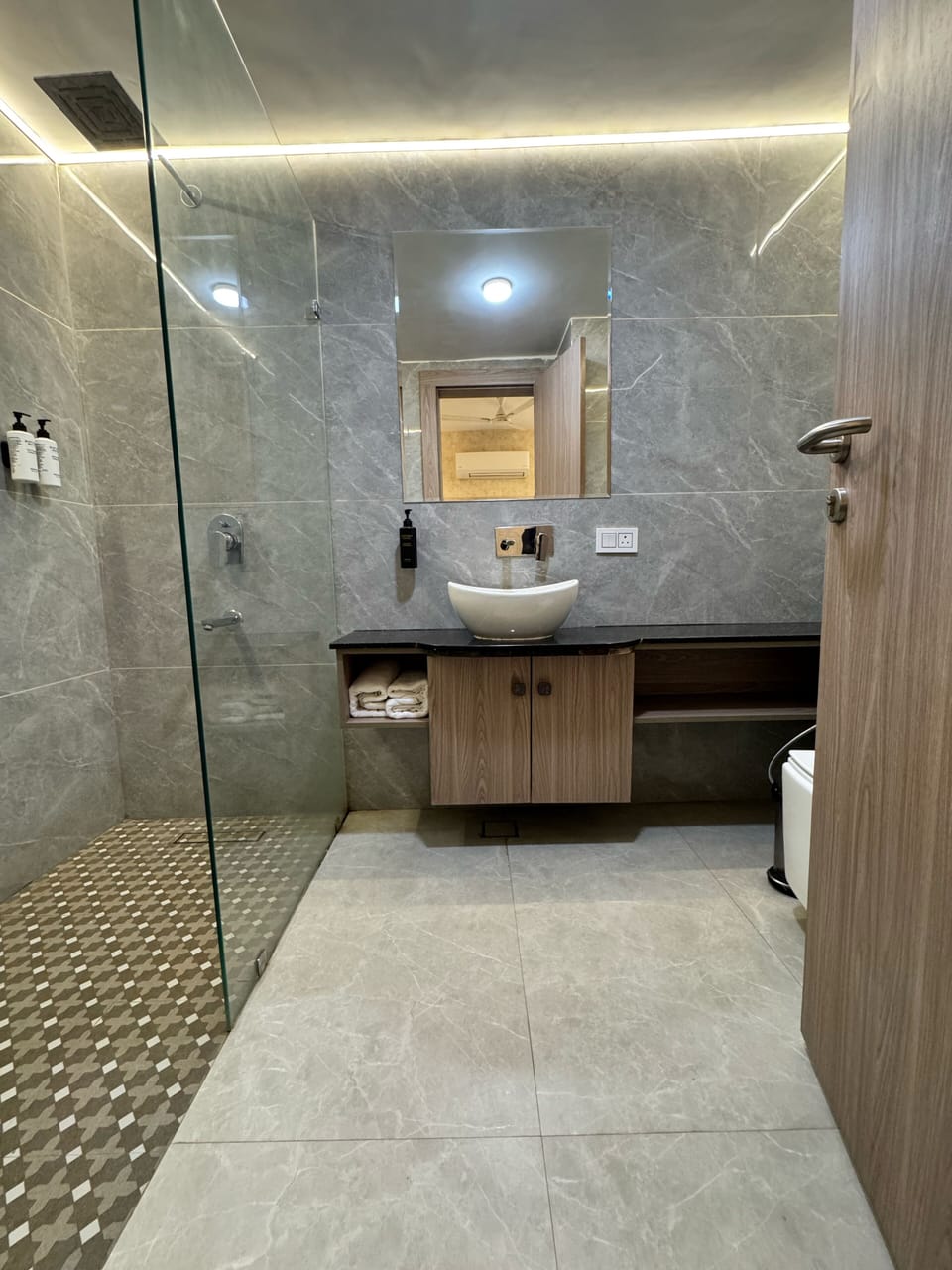 Comfort Room | Bathroom