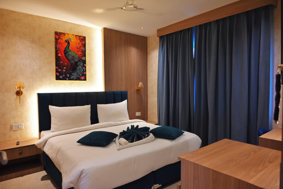 Premium Room, City View | Laptop workspace, free WiFi, wheelchair access