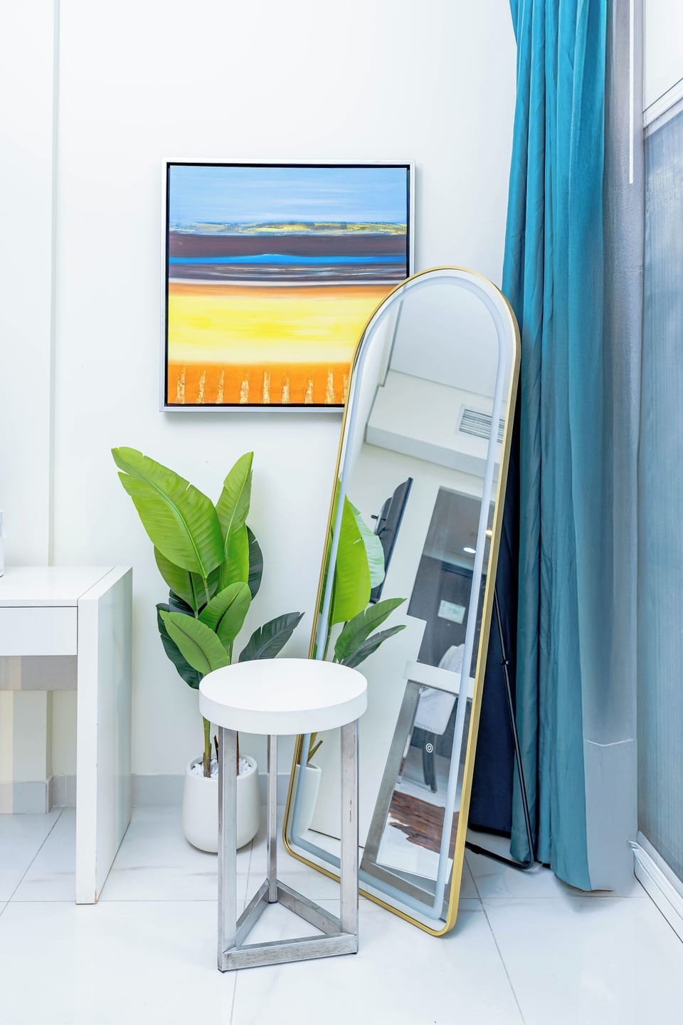 Classic Studio, Balcony, City View | Interior