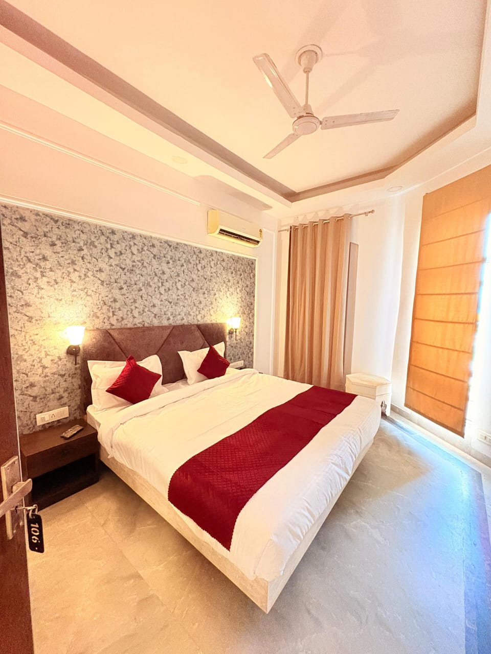Double Room, Balcony, City View | Free WiFi