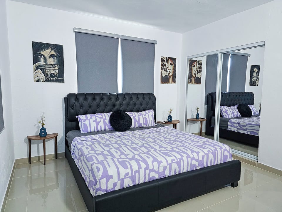 KING SIZE BED