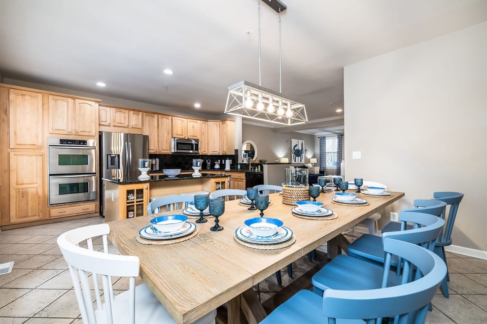 Sunset Island 36 Canal Side Mews West Dining Area